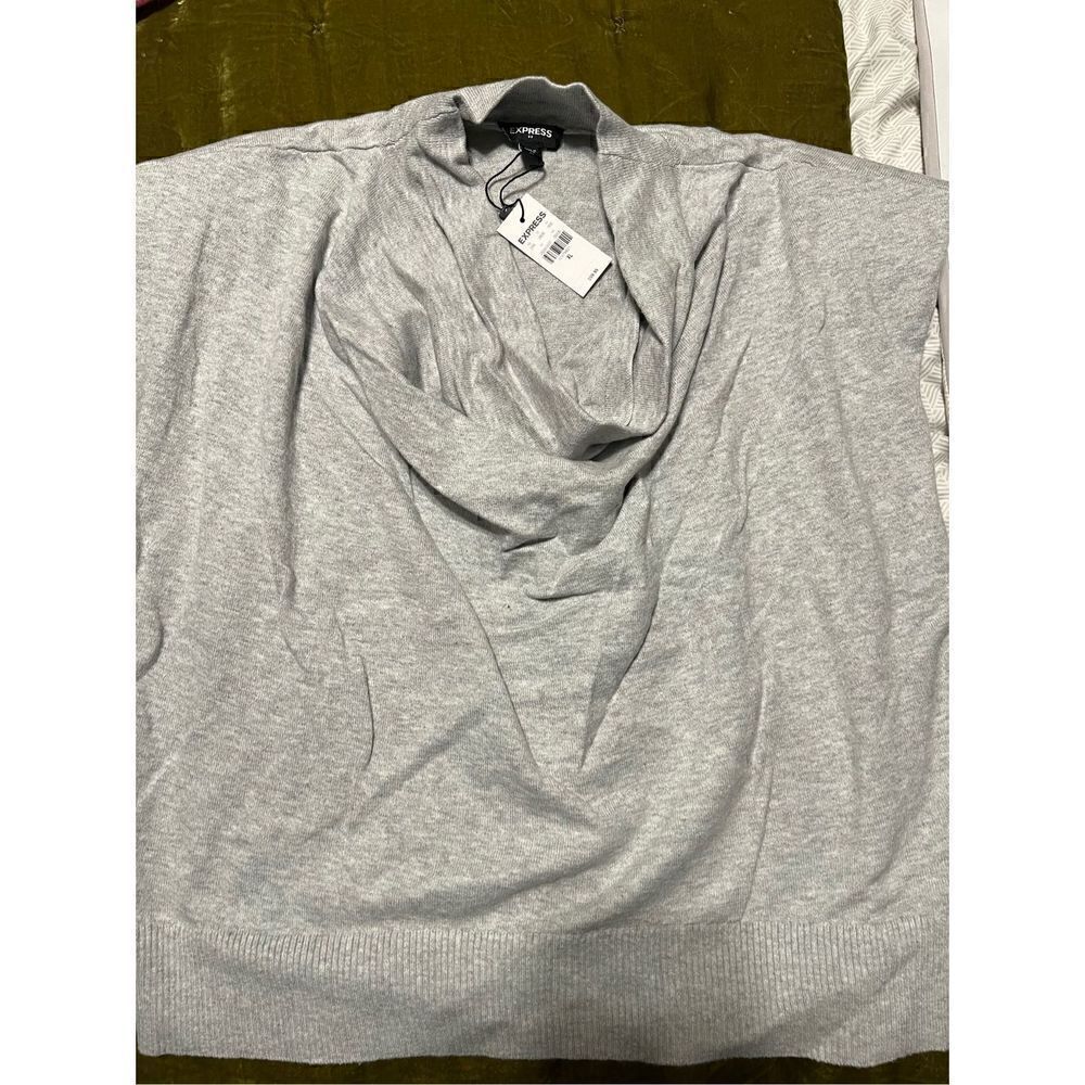 Express Sleeveless Sweater - Gray
